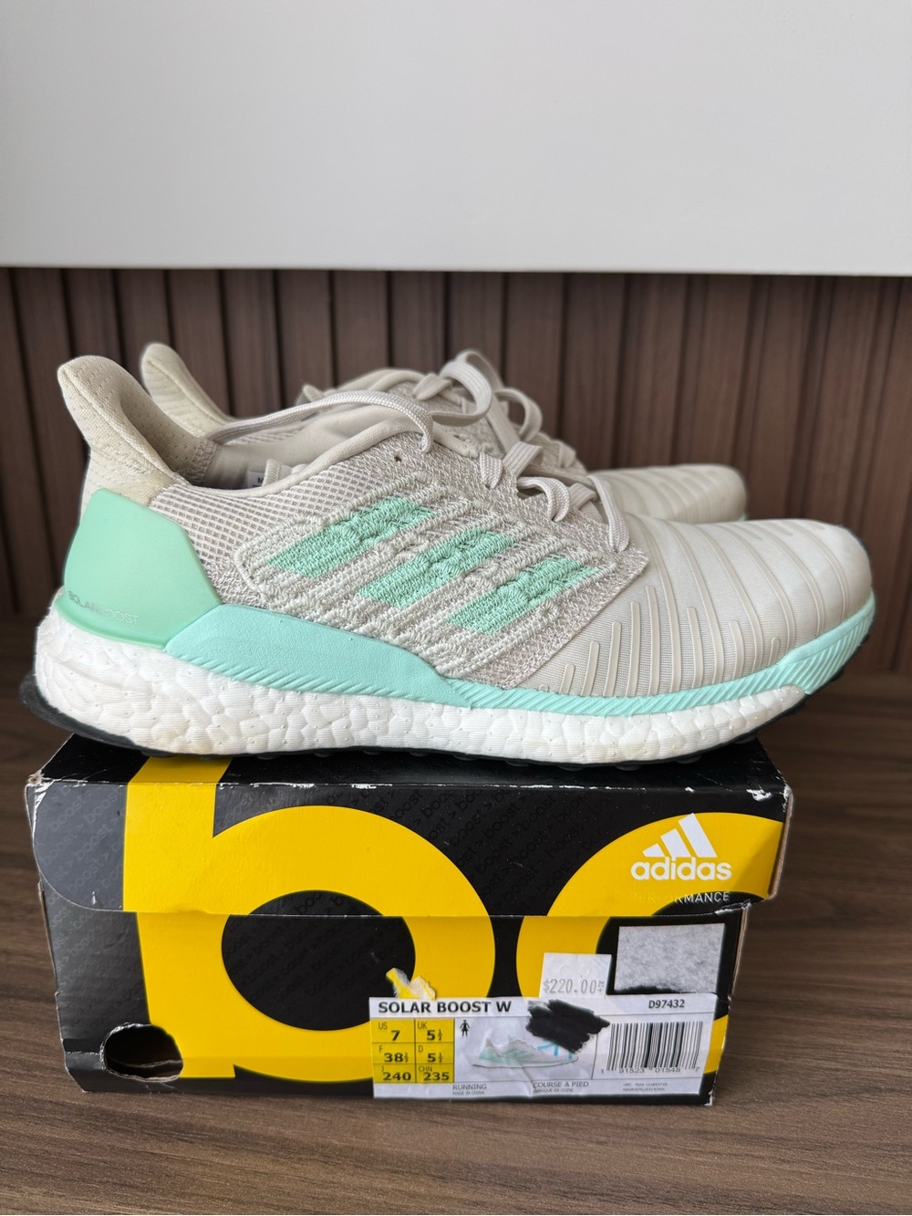 adidas Women's Sneakers - Cream & Mint Green